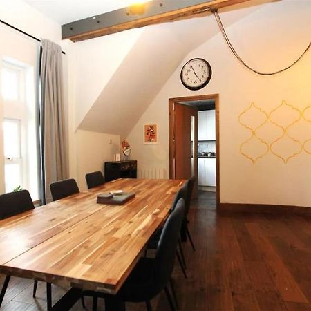 Large New-York Style Penthouse Apartment In Leeds City Centre With Contactless Check In Kültér fotó